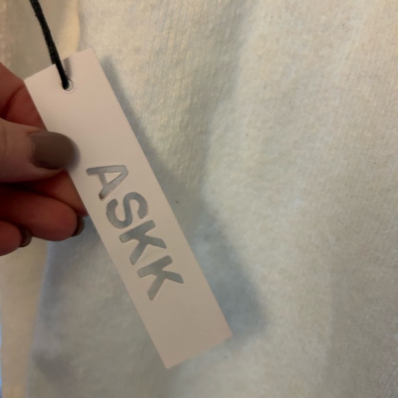 ASKK NY Women’s Cream V‑Neck Sweater - Picture 3 of 4